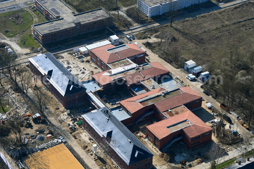 Potsdam from above - Residential construction site with multi-family housing development- on the formerly Militaer- Kaserne in Fahrland in the state Brandenburg, Germany