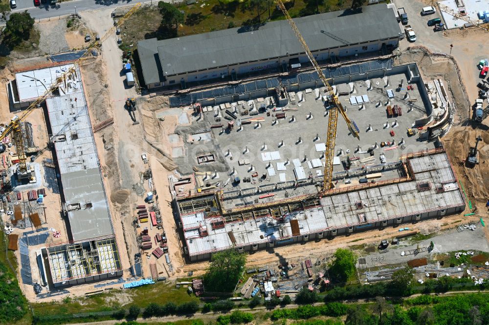 Mannheim from above - Residential construction site with multi-family housing development- on George-Sullivan-Ring in Mannheim in the state Baden-Wuerttemberg, Germany