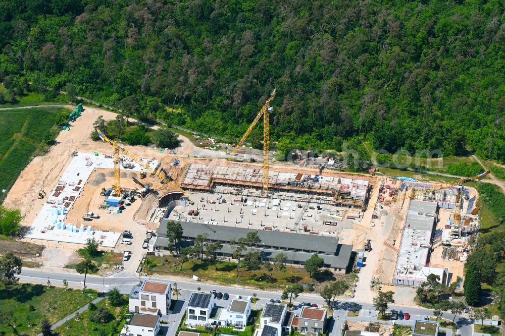 Mannheim from the bird's eye view: Residential construction site with multi-family housing development- on George-Sullivan-Ring in Mannheim in the state Baden-Wuerttemberg, Germany