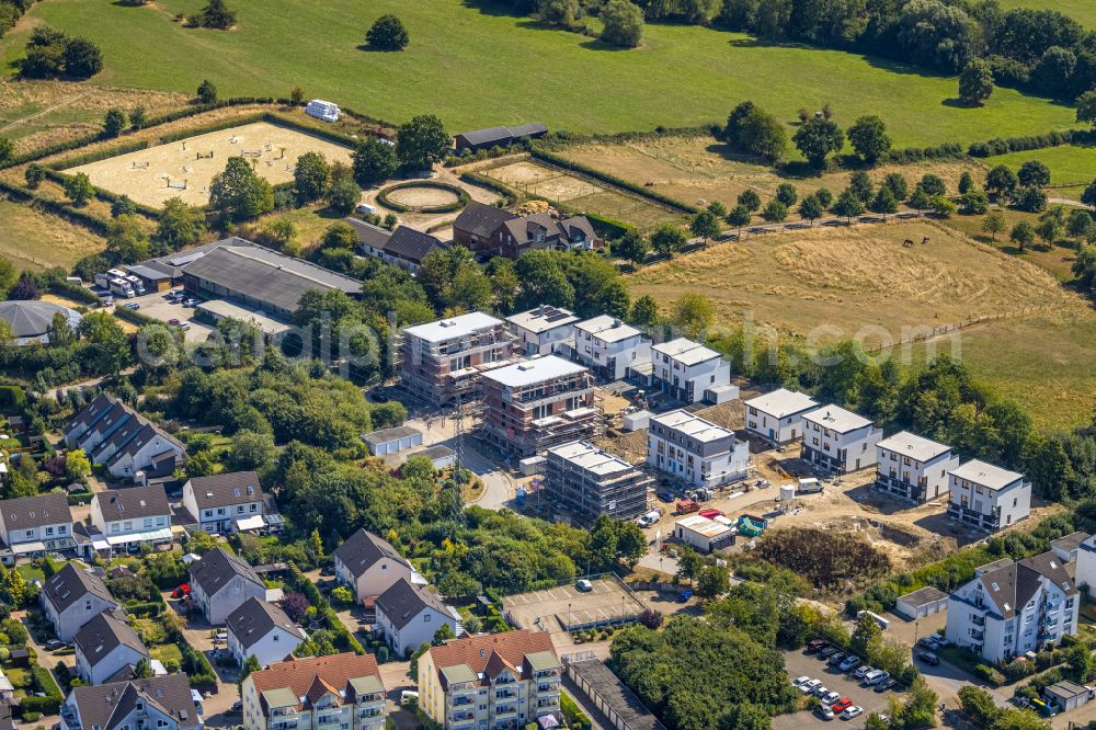 Hasslinghausen from the bird's eye view: Residential construction site with multi-family housing development- on street Steinklippe in Hasslinghausen in the state North Rhine-Westphalia, Germany