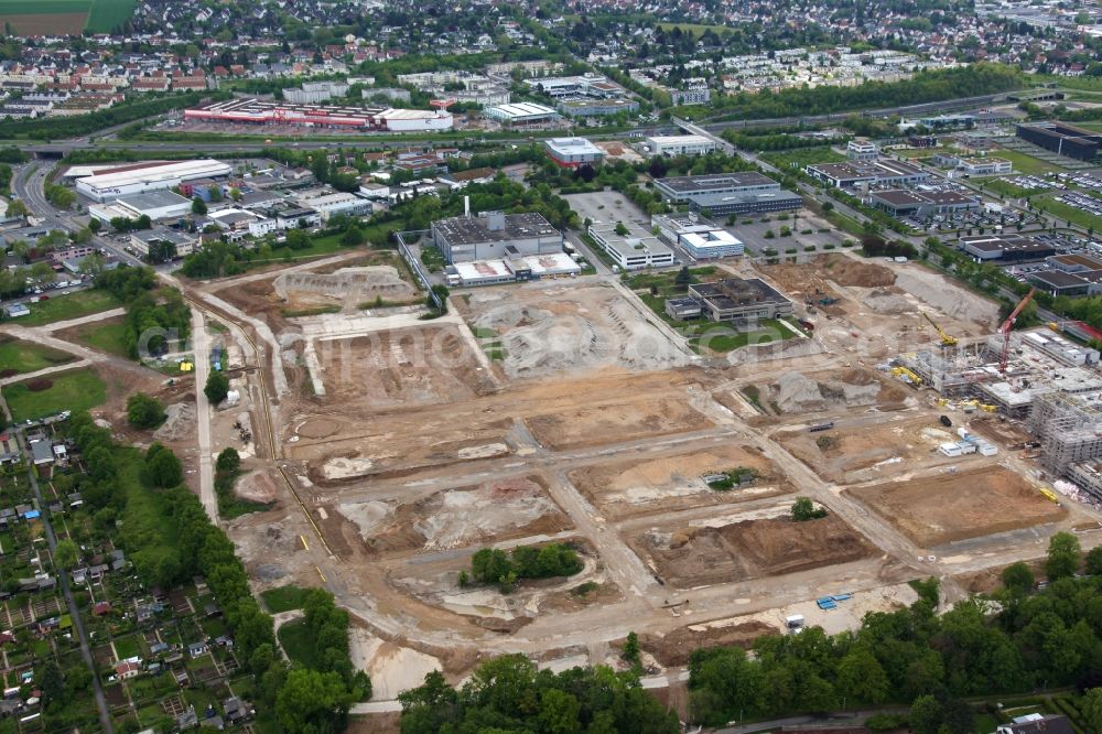 Aerial image Mainz - Residential construction site with multi-family housing development- on the Heiligkreuz-Viertel in the district Weisenau in Mainz in the state Rhineland-Palatinate, Germany