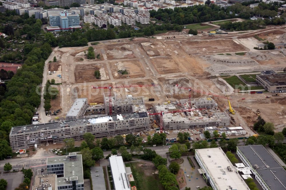 Aerial image Mainz - Residential construction site with multi-family housing development- on the Heiligkreuz-Viertel in the district Weisenau in Mainz in the state Rhineland-Palatinate, Germany