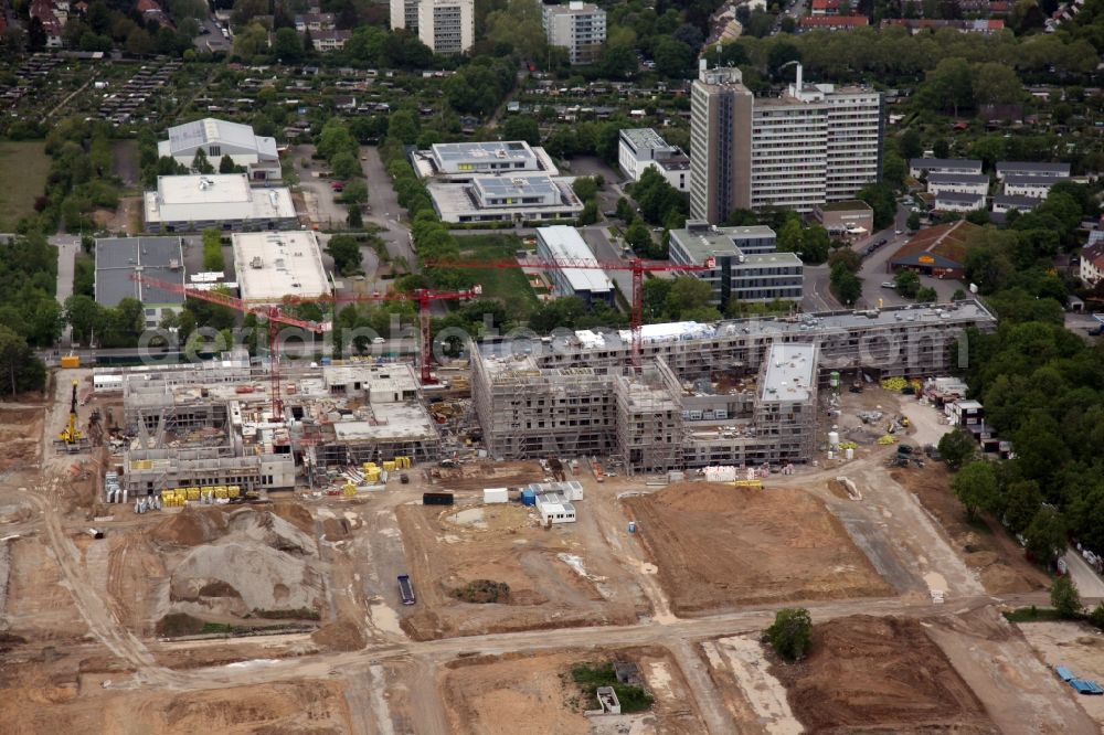 Mainz from above - Residential construction site with multi-family housing development- on the Heiligkreuz-Viertel in the district Weisenau in Mainz in the state Rhineland-Palatinate, Germany