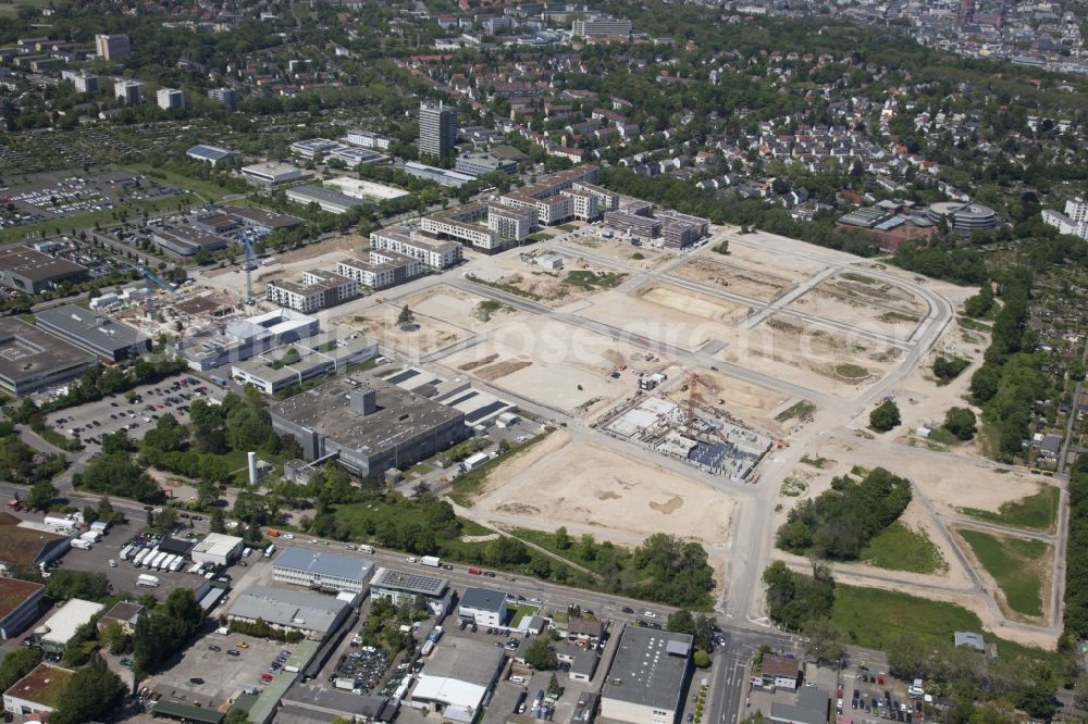 Aerial image Mainz - Residential construction site with multi-family housing development- on the Heiligkreuz-Viertel in the district Weisenau in Mainz in the state Rhineland-Palatinate, Germany