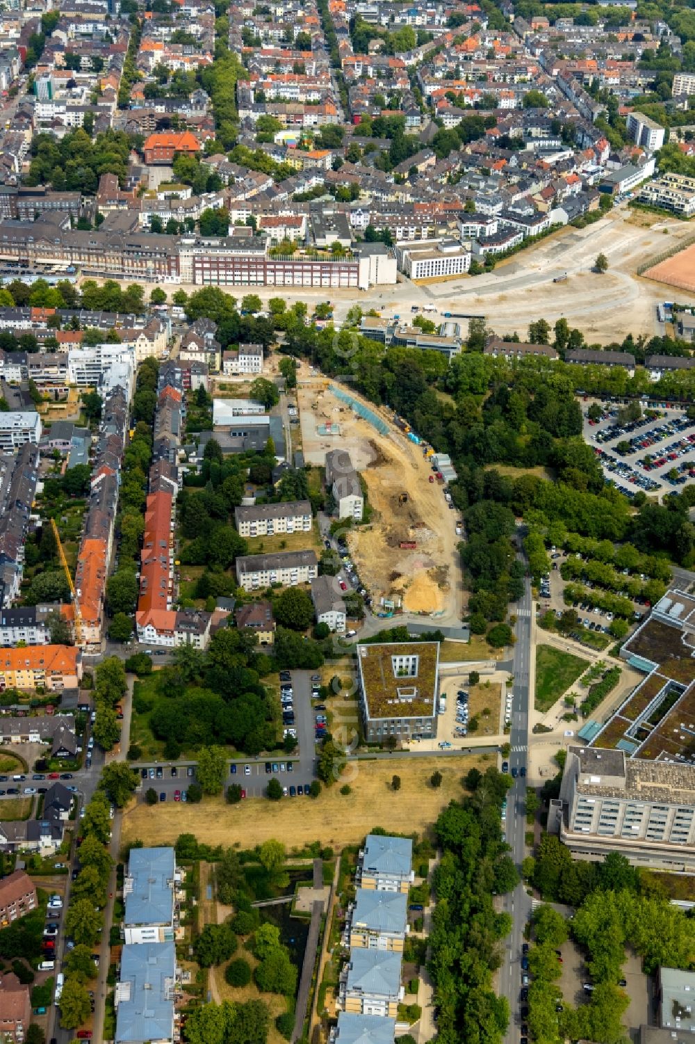 Aerial photograph Essen - Residential construction site with multi-family housing development- at the Herthastrasse in Essen in the state North Rhine-Westphalia, Germany