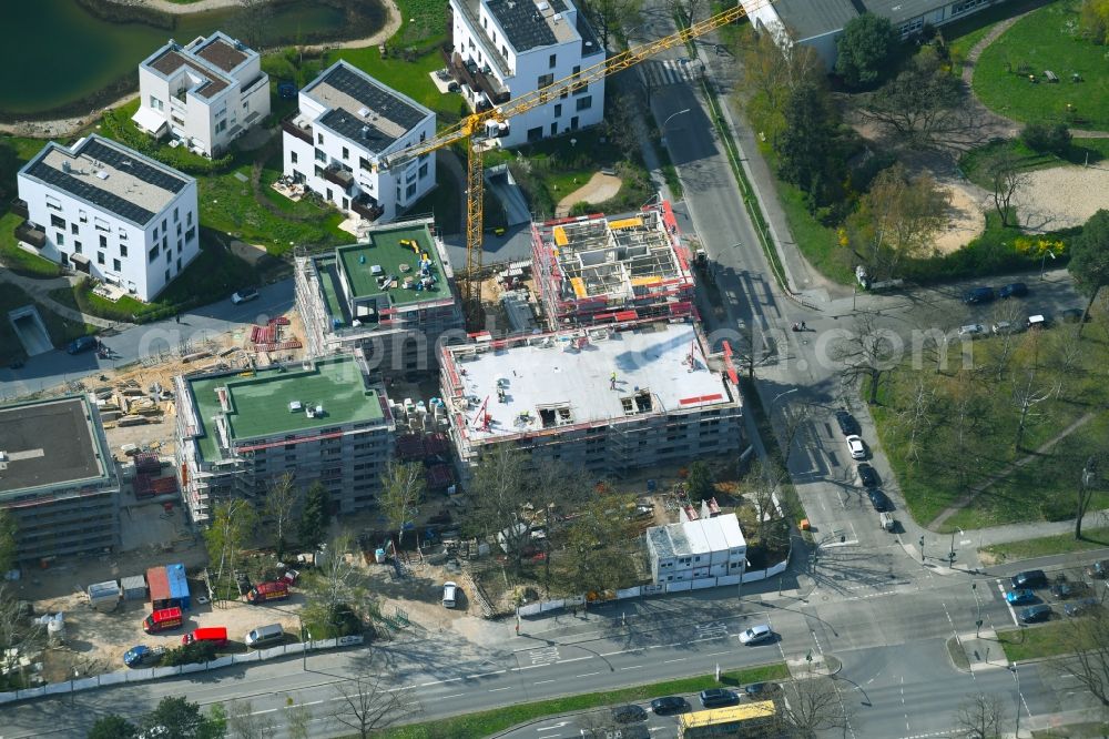 Aerial photograph Berlin - Residential construction site with multi-family housing development- on the Huettenweg - Clayallee in the district Dahlem in Berlin, Germany