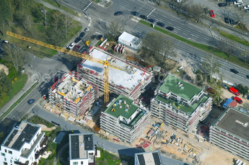 Aerial photograph Berlin - Residential construction site with multi-family housing development- on the Huettenweg - Clayallee in the district Dahlem in Berlin, Germany