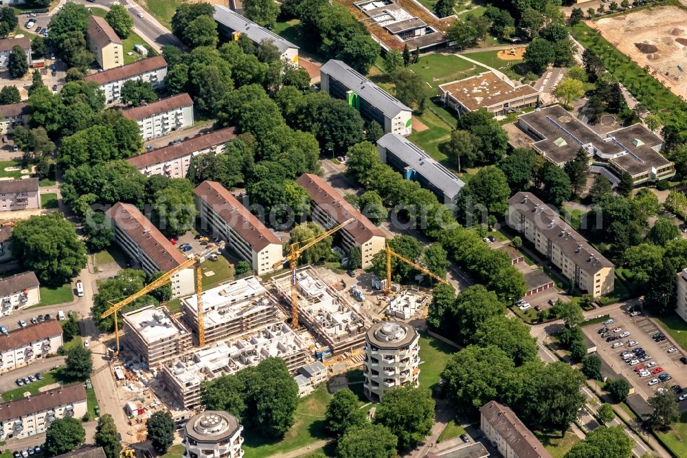 Aerial photograph Lahr/Schwarzwald - Residential construction site with multi-family housing development- on the on Kanadaring in Lahr/Schwarzwald in the state Baden-Wurttemberg, Germany