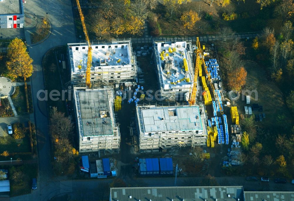 Aerial photograph Berlin - Residential construction site with multi-family housing development- on Kummerower Ring in the district Kaulsdorf in Berlin, Germany