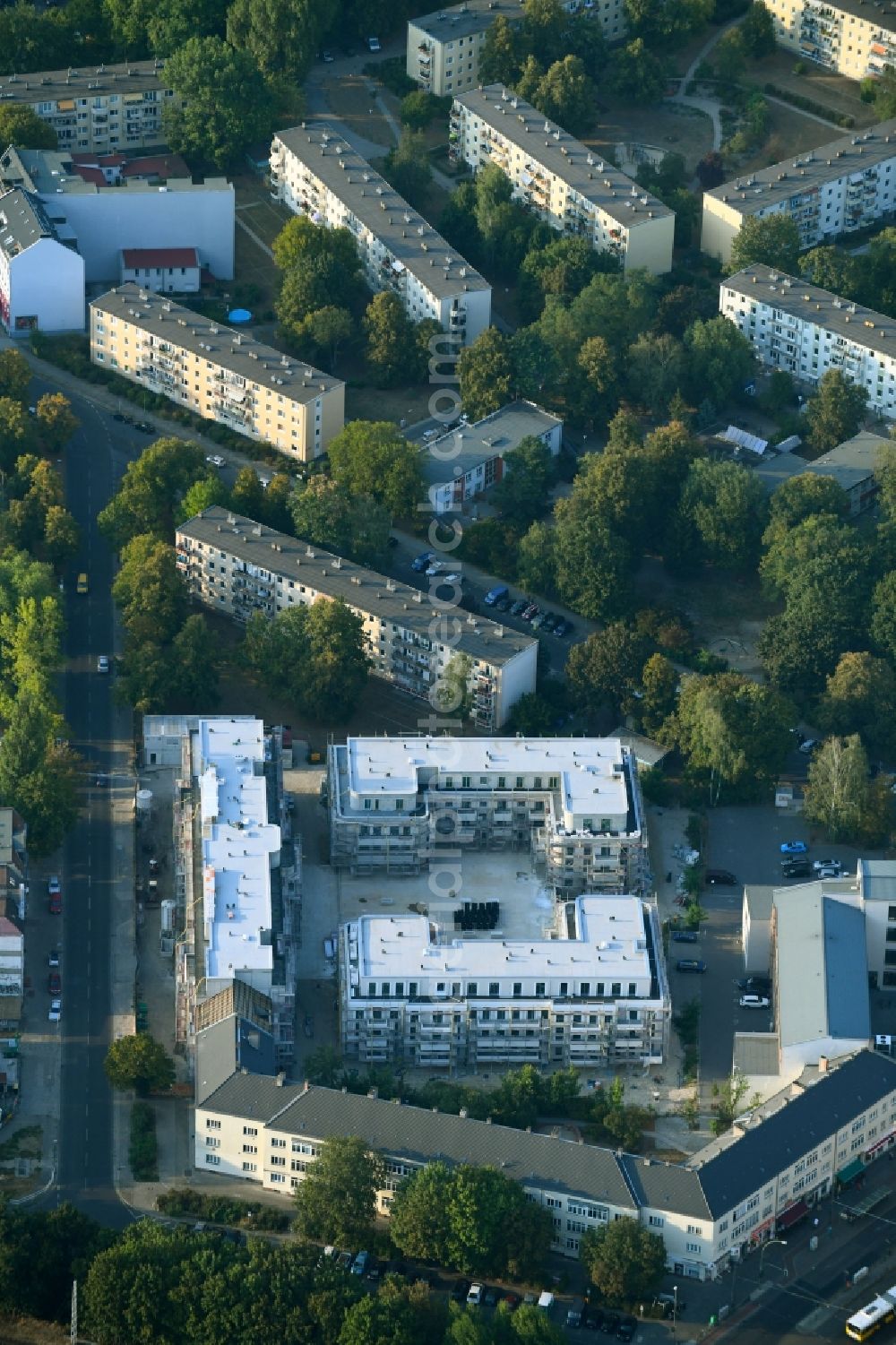 Aerial image Berlin - Residential construction site with multi-family housing development- on the Alte Kaulsdorfer Strasse in the district Koepenick in Berlin, Germany