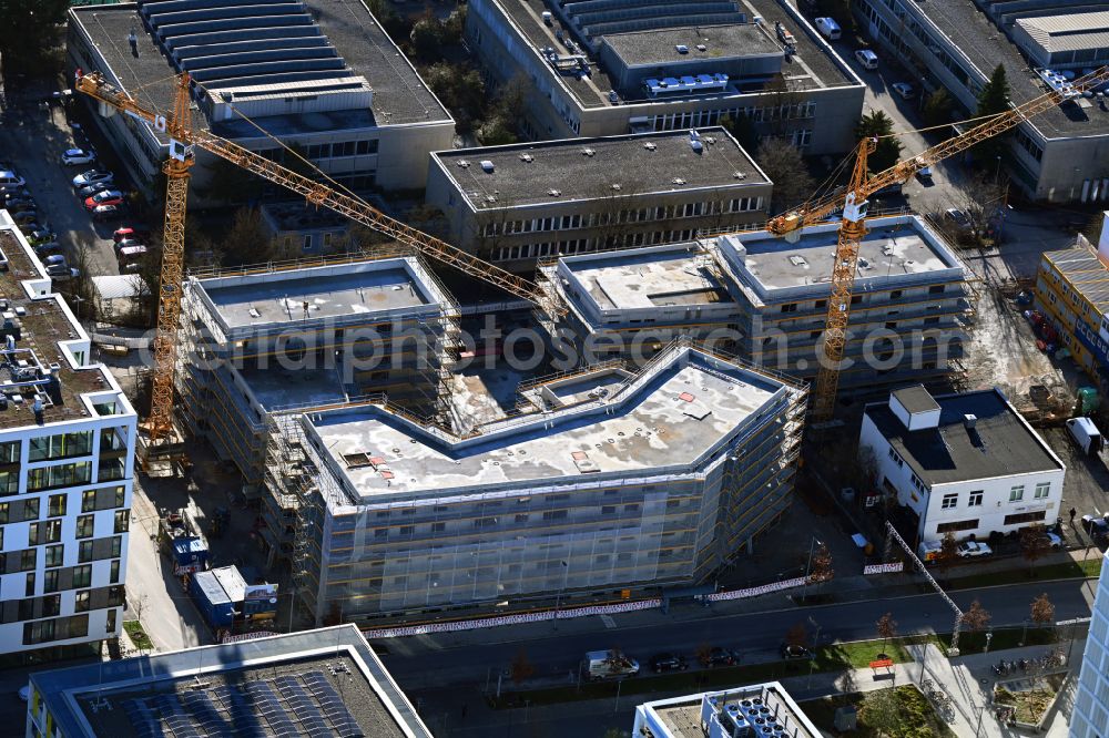 Aerial image München - Residential construction site with multi-family housing development- on street Paul-Gerhardt-Allee - Franz-Langinger-Strasse - Erna-Eckstein-Strasse in the district Pasing in Munich in the state Bavaria, Germany