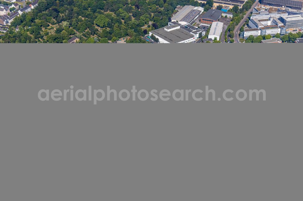 Düsseldorf from the bird's eye view: Residential construction site with multi-family housing development- PANDION ALBERTUSSEE on street Schiessstrasse Am Albertussee in the district Heerdt in Duesseldorf at Ruhrgebiet in the state North Rhine-Westphalia, Germany