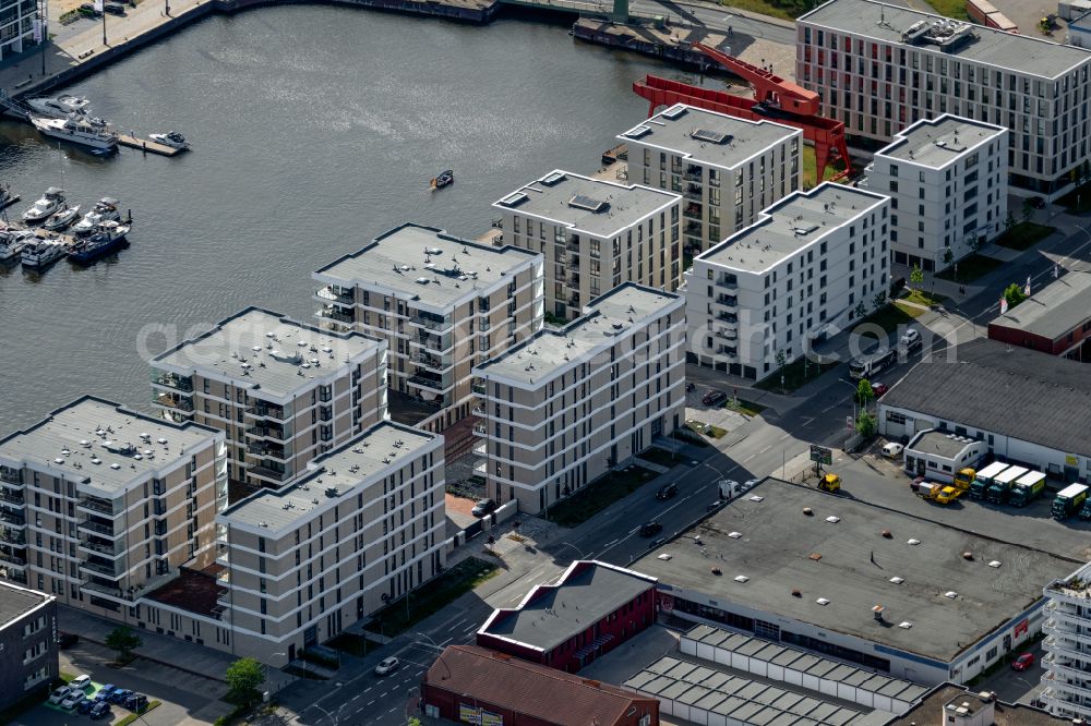 Bremerhaven from above - Residential construction site with multi-family housing development- on the Port Marina on street Barkhausenstrasse in the district Mitte-Sued in Bremerhaven in the state Bremen, Germany