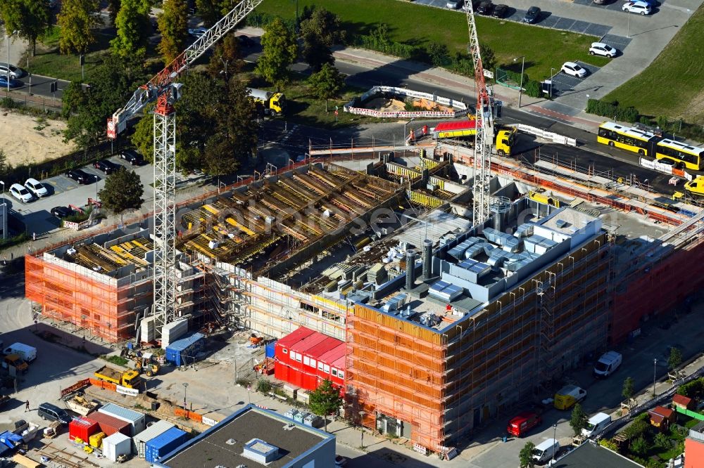 Aerial photograph Berlin - Residential construction site with multi-family housing development- of the project WATERKANT on Rhenaniastrasse - Dabelowseestrasse - Daumstrasse in Berlin, Germany