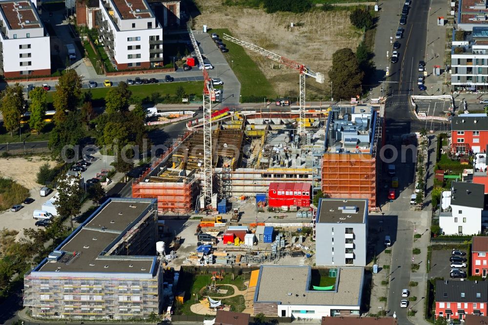 Berlin from above - Residential construction site with multi-family housing development- of the project WATERKANT on Rhenaniastrasse - Dabelowseestrasse - Daumstrasse in Berlin, Germany
