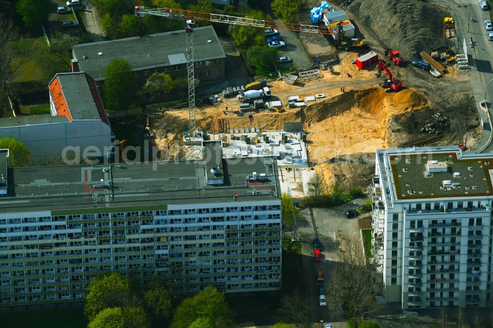 Aerial photograph Berlin - Residential construction site with multi-family housing development- on the Rosenfelder Ring corner Skandinavische Strasse in the district Lichtenberg in Berlin, Germany