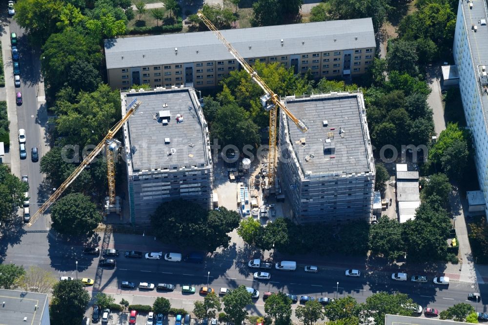 Berlin from above - Residential construction site with multi-family housing development- on the Sewanstrasse - Salzmannstrasse - Huronseestrasse in the district Lichtenberg in Berlin, Germany