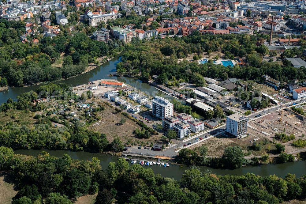 Halle (Saale) from above - Residential construction site with multi-family housing development- on the Sophienhafen in Halle (Saale) in the state Saxony-Anhalt, Germany