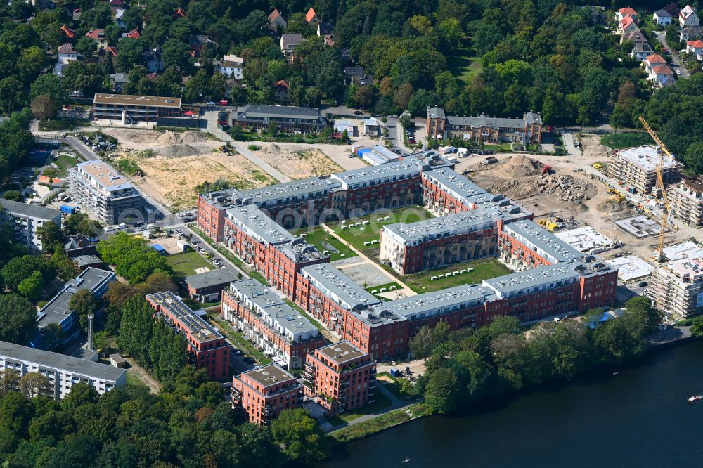 Berlin from above - Residential construction site with multi-family housing development- Wasserstadt Spindlersfeld on street Ottomar-Geschke-Strasse in the district Koepenick in Berlin, Germany