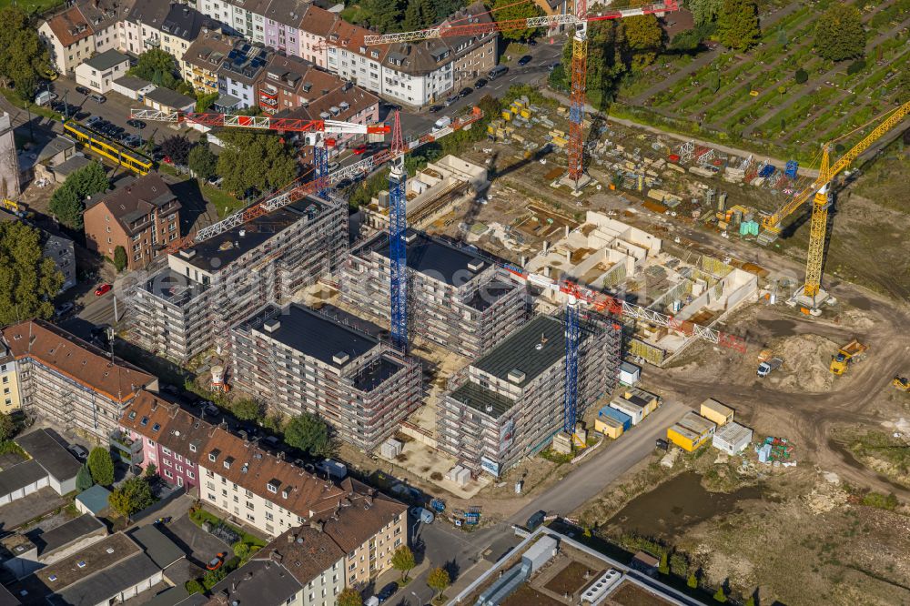 Essen from above - Residential construction site with multi-family housing development Wohnen on Krupp-Park next to the Quartier West shopping center on Husmannshofstrasse - Dickmannstrasse - Altendorfer Strasse in Essen at Ruhrgebiet in the state North Rhine-Westphalia, Germany