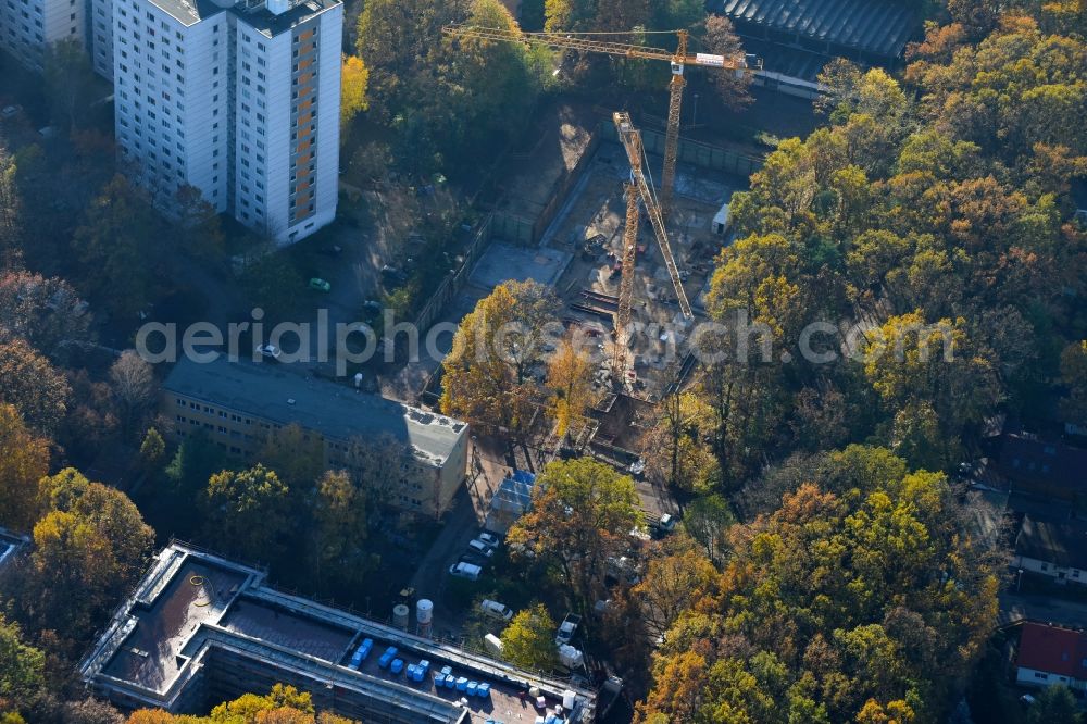 Aerial photograph Potsdam - Residential construction site with multi-family housing development- on the Zum Kahleberg corner Zum Jagenstein in the district Waldstadt in Potsdam in the state Brandenburg, Germany