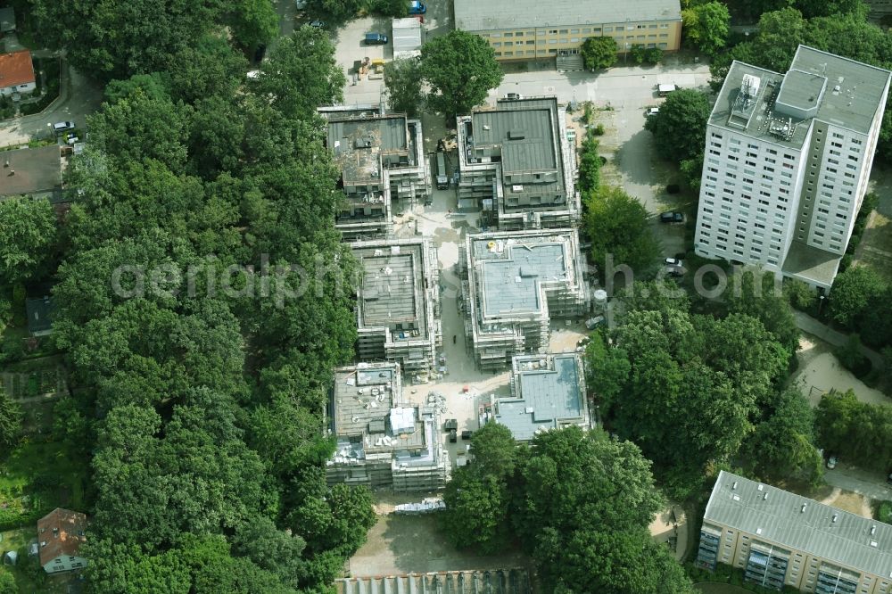 Aerial photograph Potsdam - Residential construction site with multi-family housing development- on the Zum Kahleberg corner Zum Jagenstein in the district Waldstadt in Potsdam in the state Brandenburg, Germany