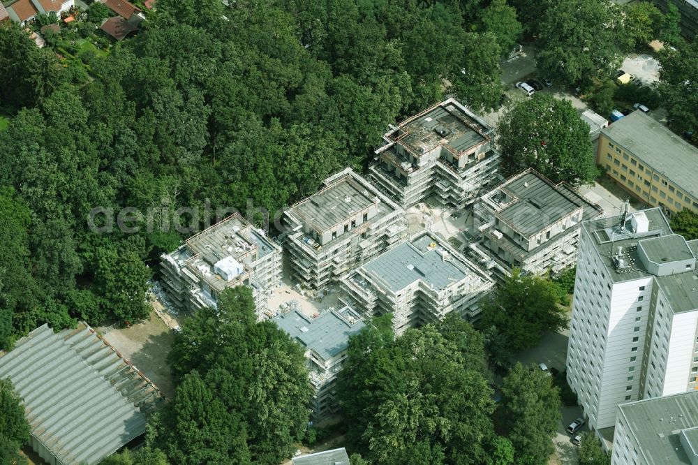 Aerial image Potsdam - Residential construction site with multi-family housing development- on the Zum Kahleberg corner Zum Jagenstein in the district Waldstadt in Potsdam in the state Brandenburg, Germany