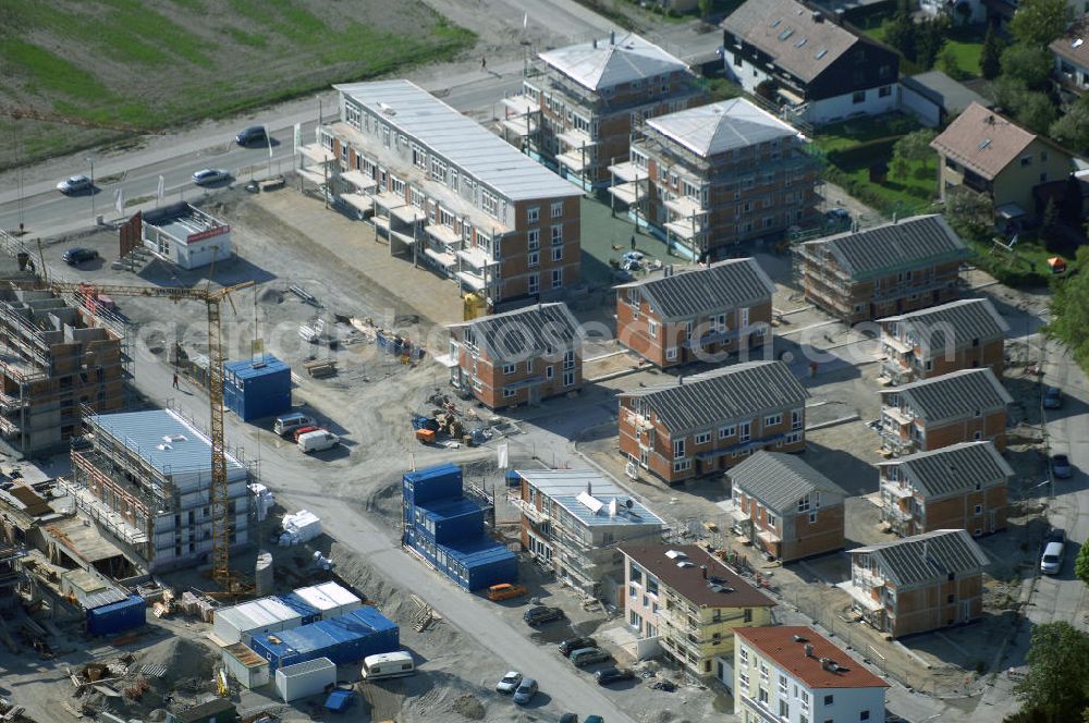 Garching from above - Baustelle des Wohnneubaugebietes am Professor-Angermair-Ring / Mühlfeldweg in Garching bei München. Ein Projekt der Concept Bau - Premier GmbH.