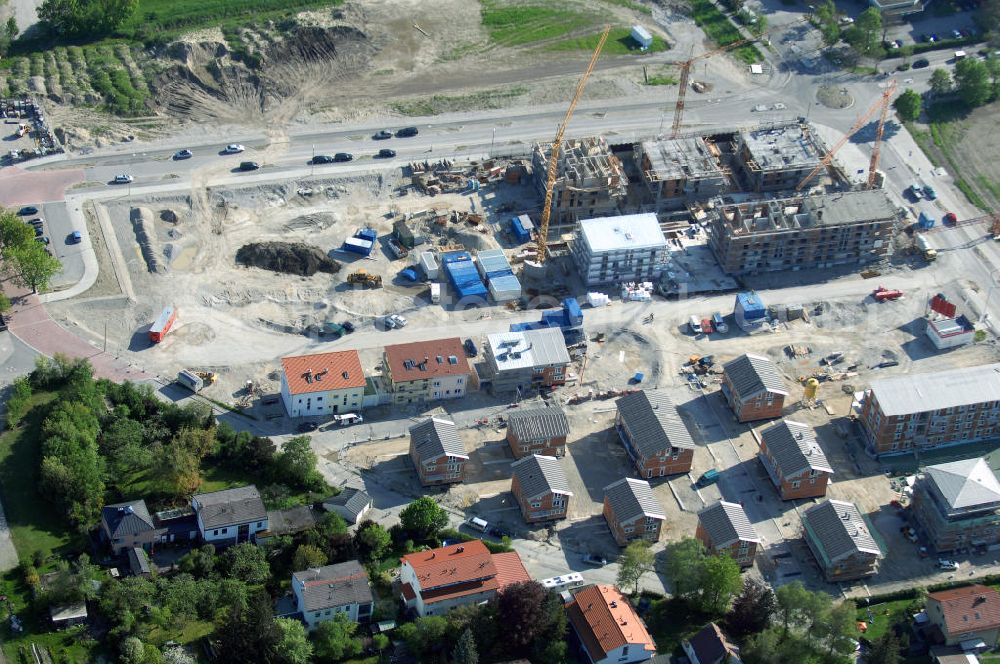 Garching from above - Baustelle des Wohnneubaugebietes am Professor-Angermair-Ring / Mühlfeldweg in Garching bei München. Ein Projekt der Concept Bau - Premier GmbH.