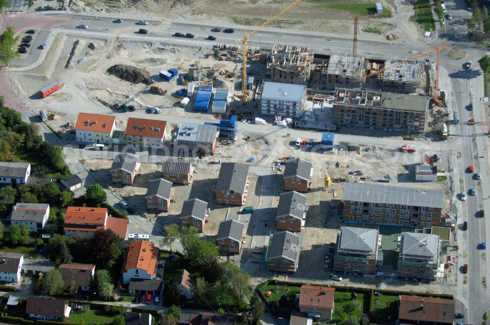 Garching from above - Baustelle des Wohnneubaugebietes am Professor-Angermair-Ring / Mühlfeldweg in Garching bei München. Ein Projekt der Concept Bau - Premier GmbH.