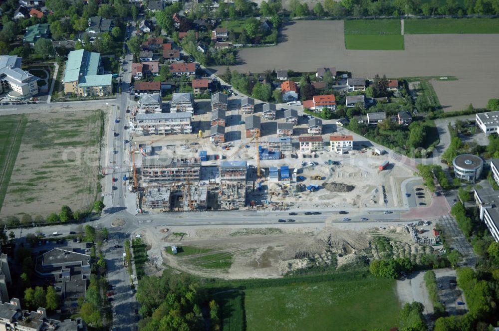 Aerial image Garching - Baustelle des Wohnneubaugebietes am Professor-Angermair-Ring / Mühlfeldweg in Garching bei München. Ein Projekt der Concept Bau - Premier GmbH.