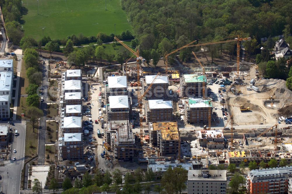 Aerial photograph München - Baustelle des Wohnneubaugebietes Wotan- Winfriedstrasse am Hirchgarten der Concept Bau - Premier GmbH.