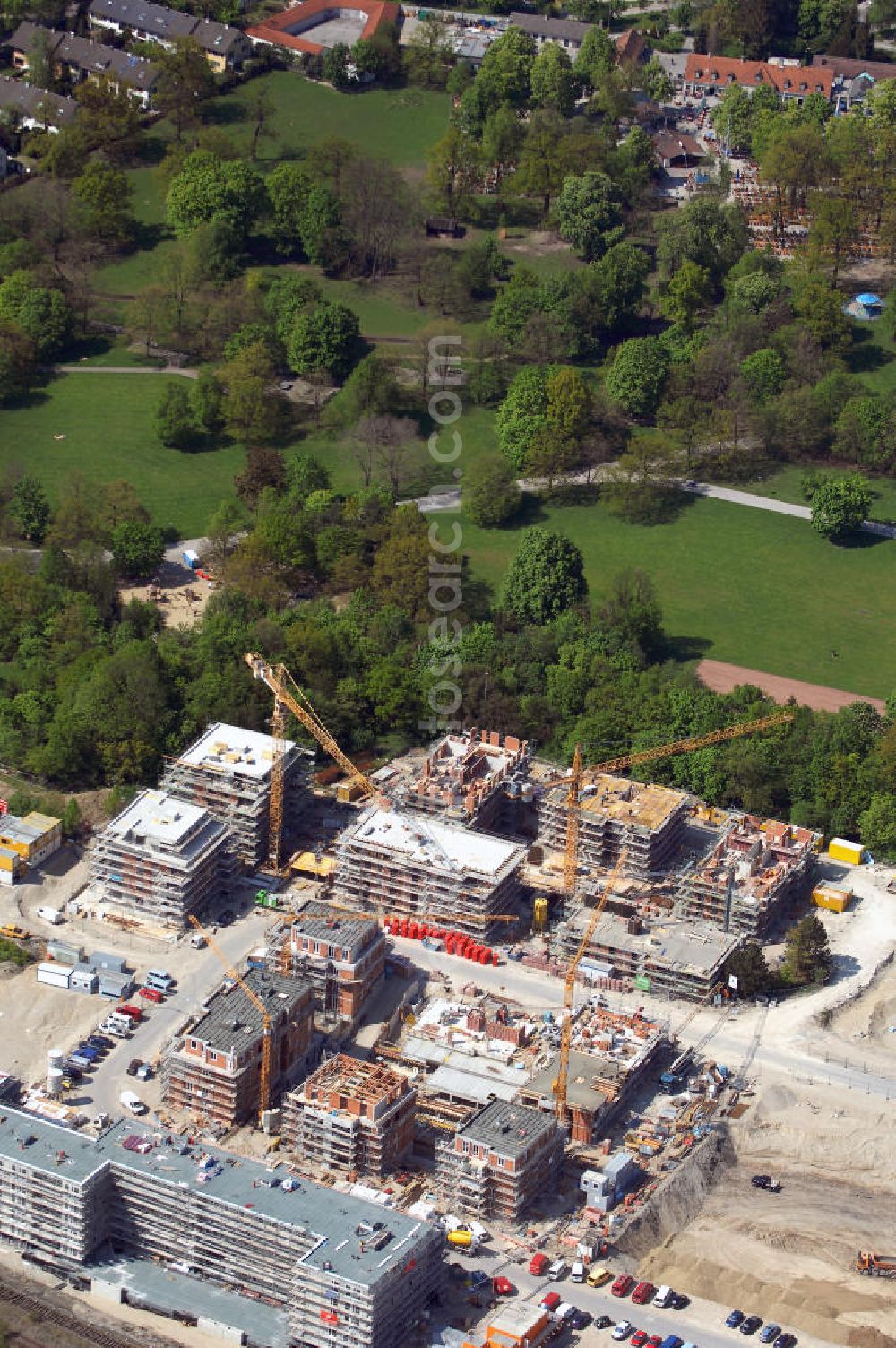 Aerial image München - Baustelle des Wohnneubaugebietes Wotan- Winfriedstrasse am Hirchgarten der Concept Bau - Premier GmbH.