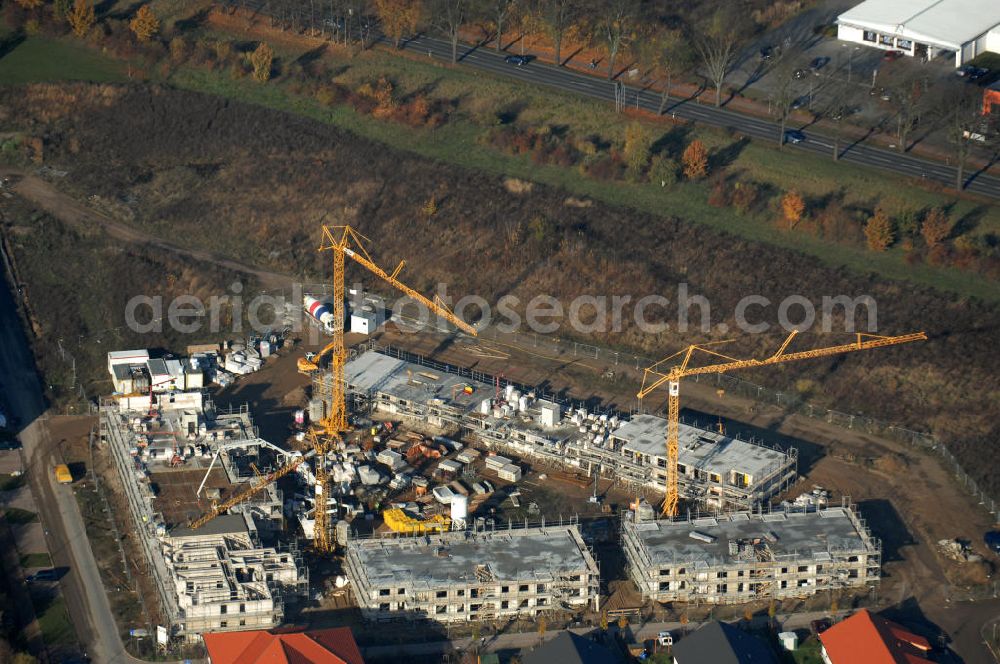 Aerial image Hönow - Blick auf die Baustelle bzw. den Neubau von Wohnungen im Bereich der Siedlungserweiterung Brandenburgische Straße in Hönow der Gemeinde Hoppegarten. Hier enstehen u.a. 27 speziell altersgerechte Seniorenwohnungen in Niedrigenergiebauweise. Kontakt Bauherr: Wohnungsbaugesellschaft m.b.H. Th. Semmelhaack,