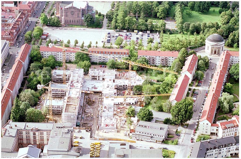 Potsdam from the bird's eye view: 27.07.2004 Blick auf die Baustelle des Wohnungsneubaus der Potsdamer Wohnungsbaugenossenschaft e.G. Kuckucksruf 6, 14478 Potsdam Tel.: 0331 / 88832 0, Fax: 0331 / 88832 17