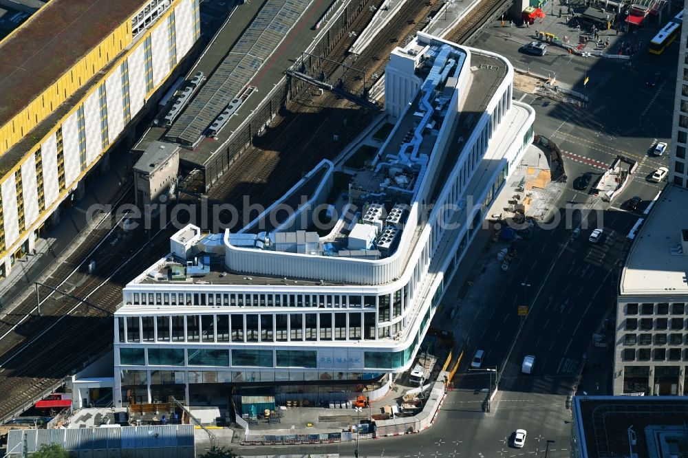 Berlin from the bird's eye view: Construction site of ZOOM BERLIN - business building at the Kantstrasse - Joachimsthalerstrasse - Hardenbergstrasse in the district of Charlottenburg district in Berlin, Germany