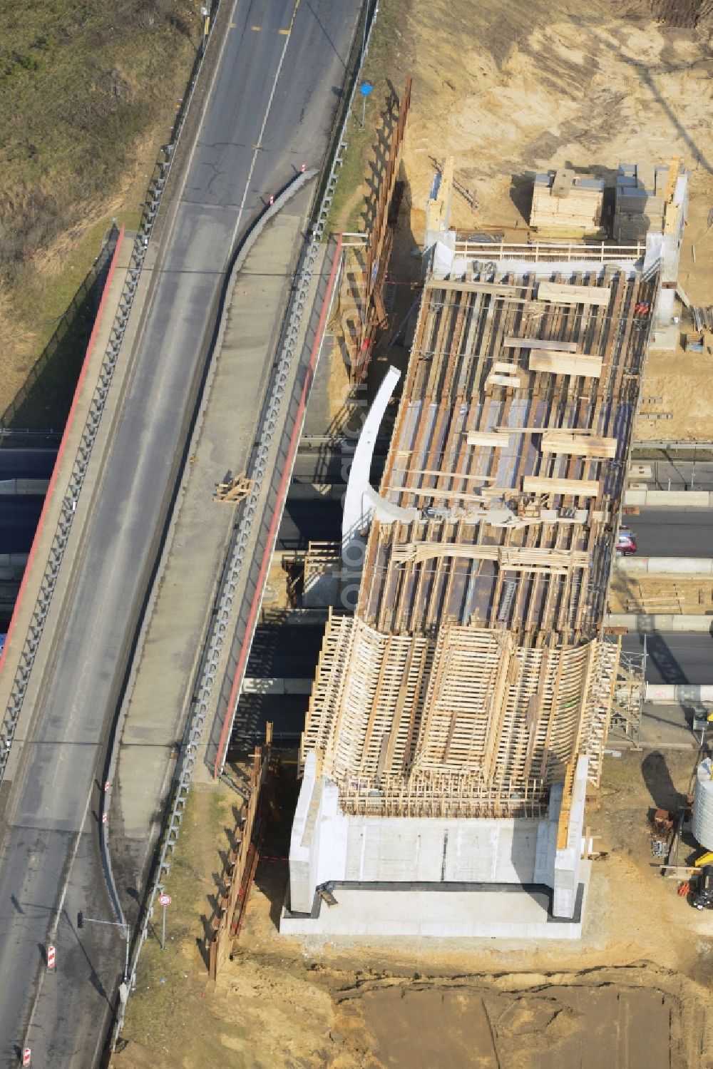 Aerial photograph Kremmen - Construction site of expansion of the junction Kremmen - Havelland at the motorway A10 and A24 in the state Brandenburg