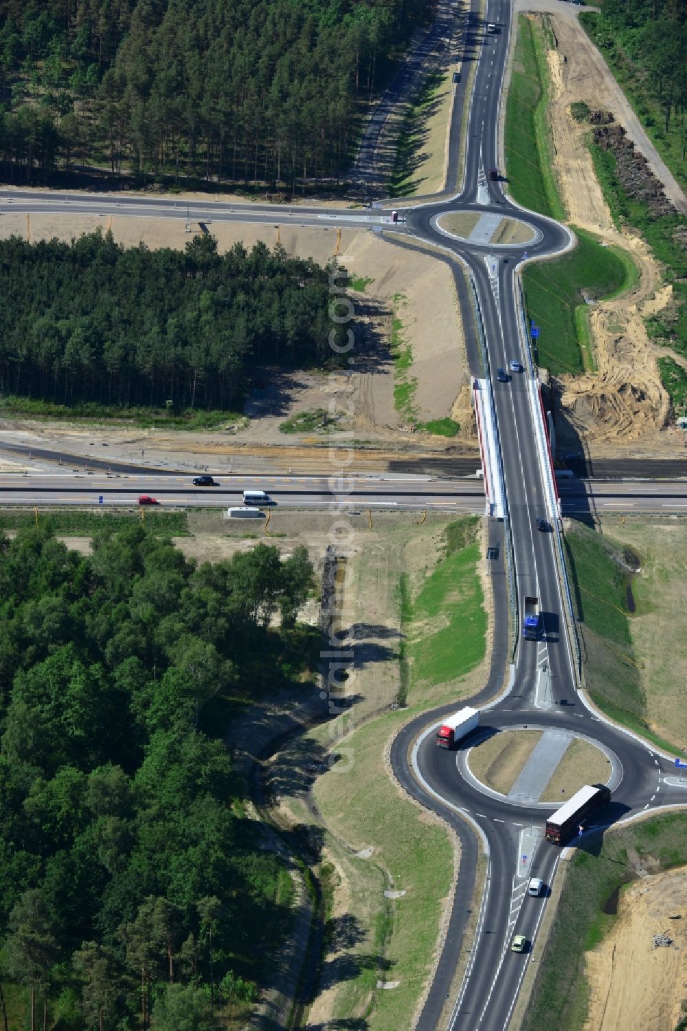 Aerial photograph Kremmen - Construction site of expansion of the junction Kremmen - Havelland at the motorway A10 and A24 in the state Brandenburg