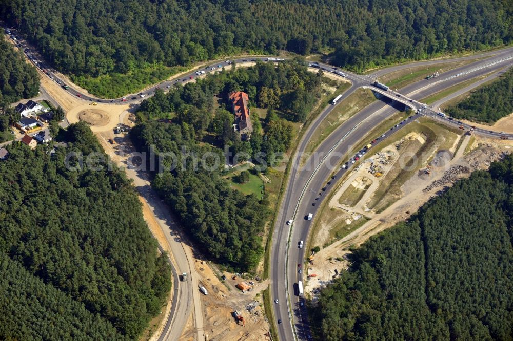 Aerial photograph Stahnsdorf OT Güterfelde - Construction for the expansion and reconstruction of the country's road to L40 bypass Güterfelde in Brandenburg