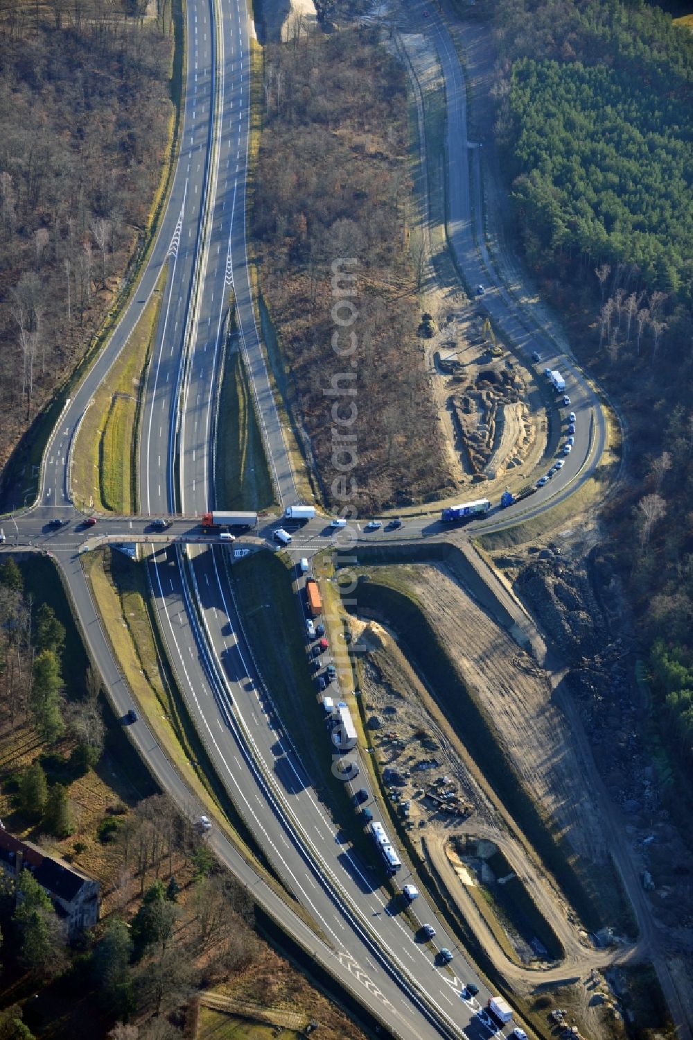 Aerial photograph Stahnsdorf OT Güterfelde - Construction for the expansion and reconstruction of the country's road to L40 bypass Güterfelde in Brandenburg