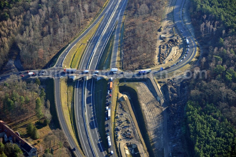 Stahnsdorf OT Güterfelde from the bird's eye view: Construction for the expansion and reconstruction of the country's road to L40 bypass Güterfelde in Brandenburg