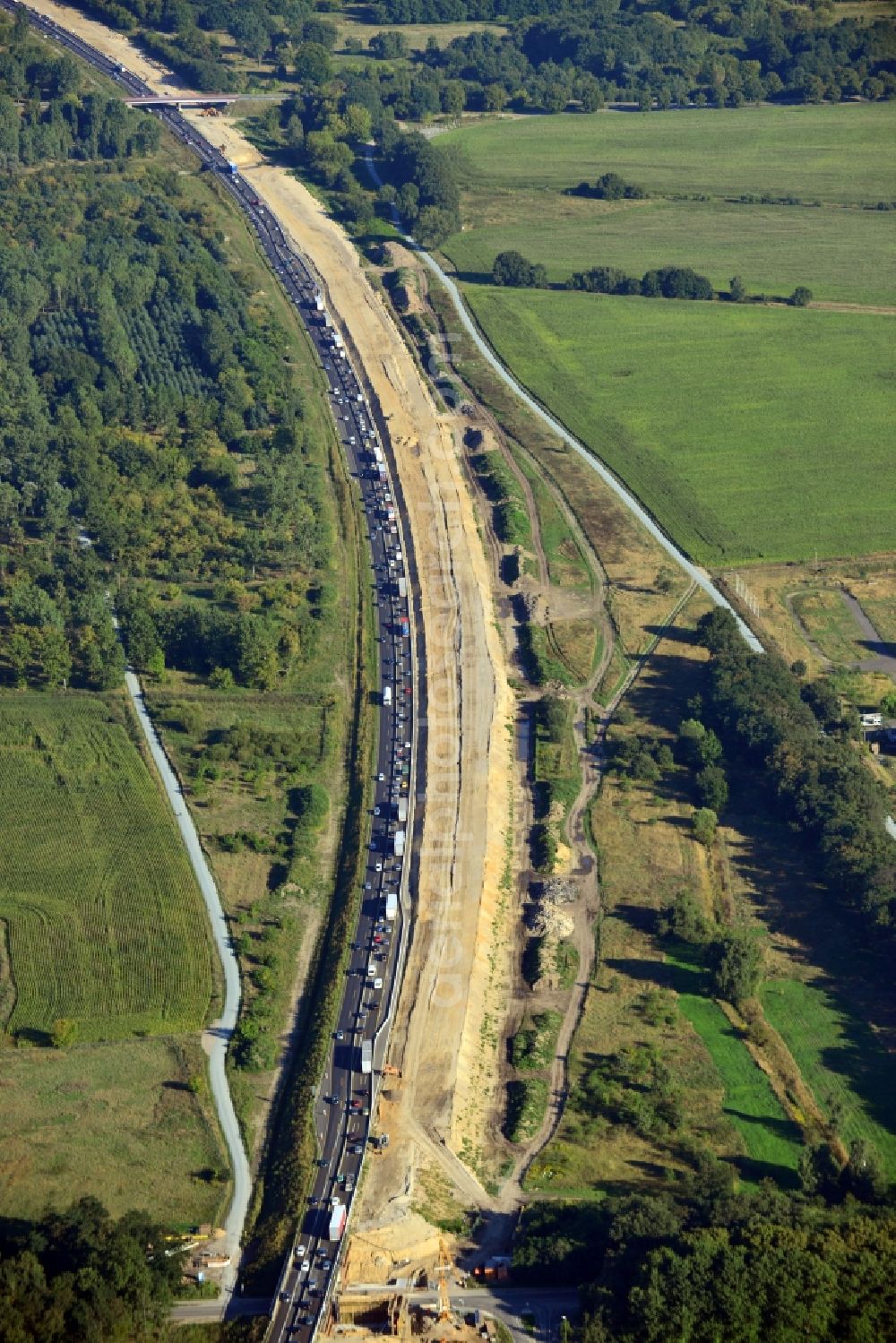 Aerial photograph Berlin Pankow - Construction for the expansion and broadening of the 6-lane motorway A10 motorway on the northern ring of Berlin Berlin Pankow