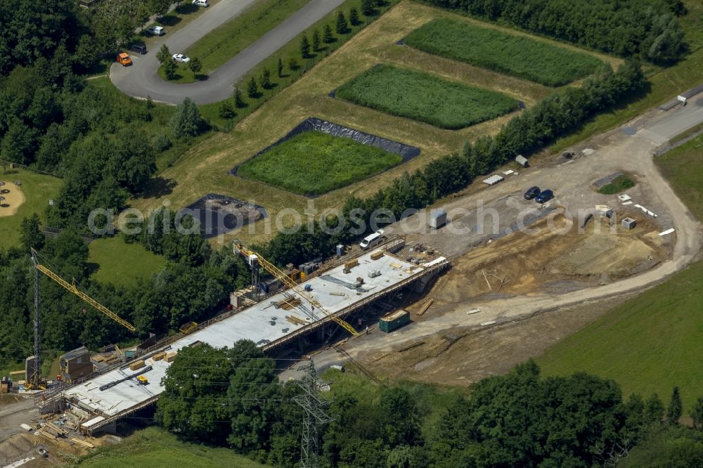 Aerial image Mettmann - Construction site of new bridge in Linde Heider Strasse in Mettmann in North Rhine-Westphalia. Building contractor is the company Betam GmbH NL Engineering