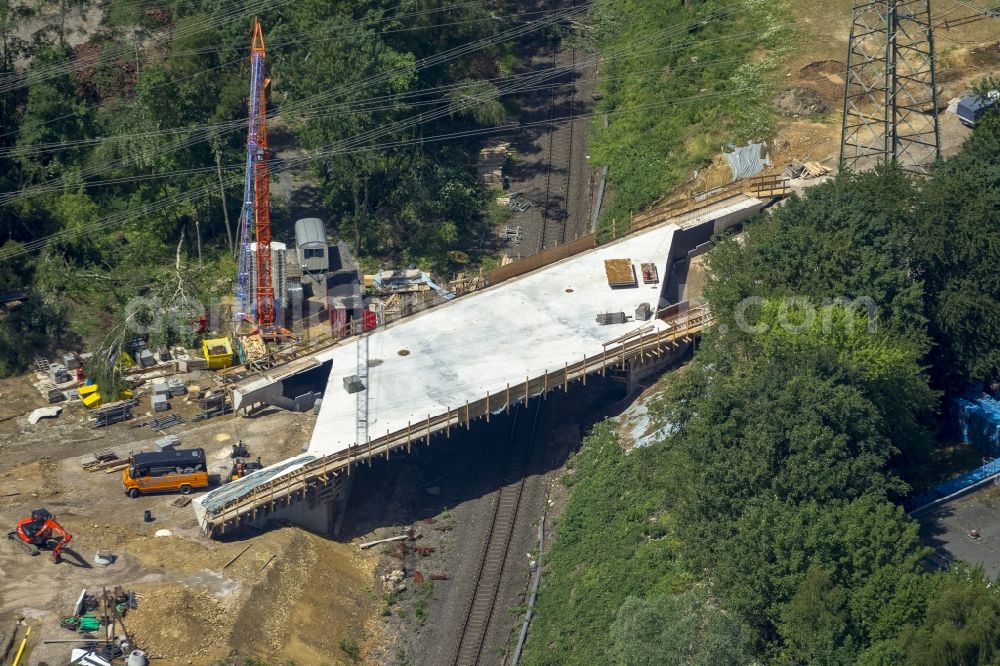 Aerial image Mettmann - Construction site of new bridge in Linde Heider Strasse in Mettmann in North Rhine-Westphalia. Building contractor is the company Betam GmbH NL Engineering