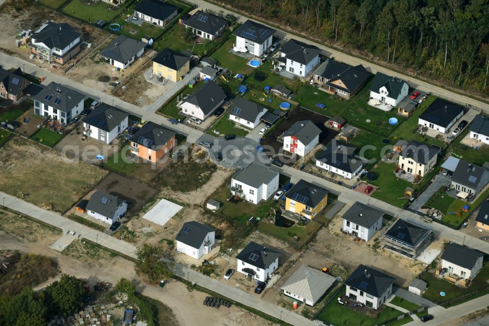 Aerial image Hoppegarten - Construction site to house settlement Rennbahnallee in Dahlwitz-Hoppegarten in Brandenburg