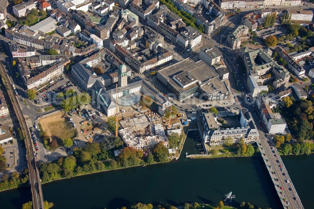 Aerial image Mülheim an der Ruhr - Construction site for the extension of the Town Hall on the river bank in Muelheim an der Ruhr in North Rhine-Westphalia