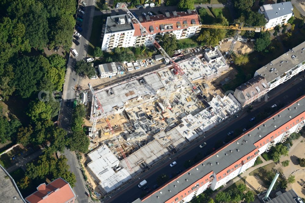 Berlin Köpenick from the bird's eye view: New residential construction in the Glienicke corner Adlershofer road in Köpenick in Berlin