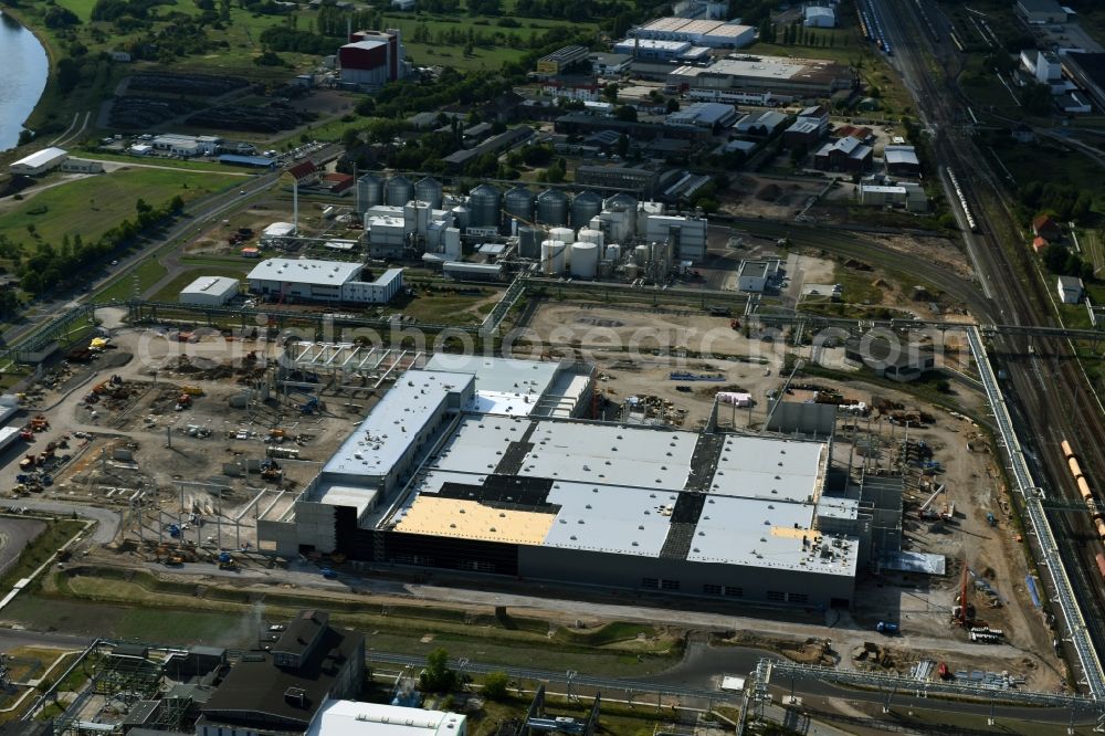 Aerial photograph Lutherstadt Wittenberg - Construction site for the new building of storage for the SKW Stickstoffwerke Piesteritz GmbH in Lutherstadt Wittenberg in the state Saxony-Anhalt