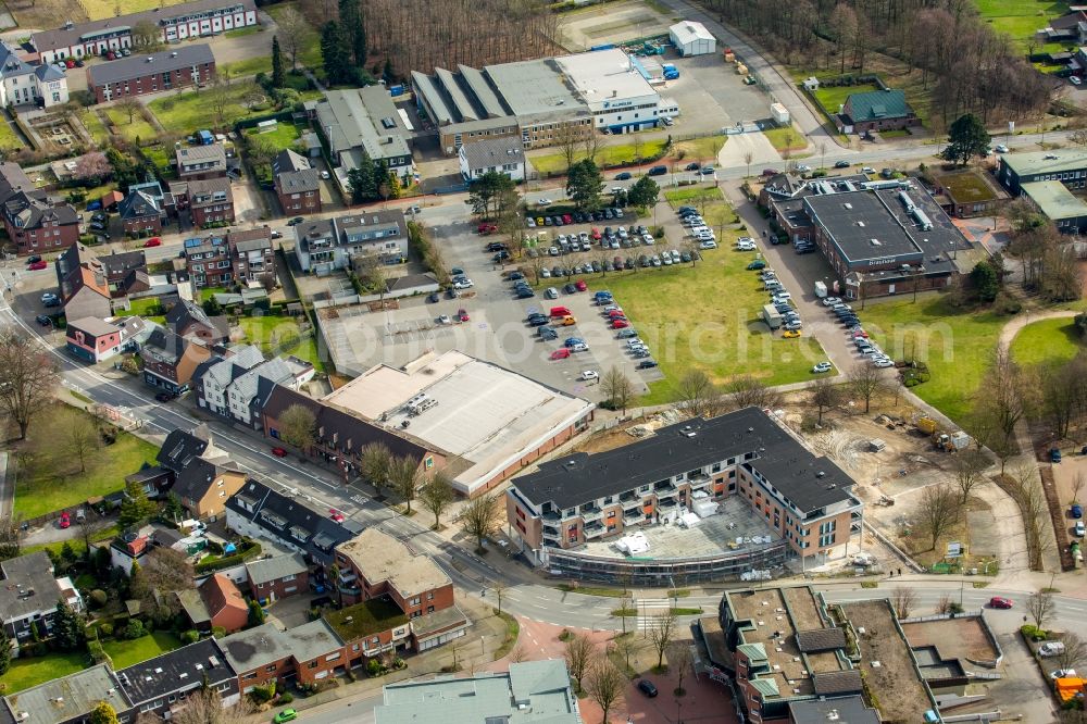 Aerial image Bottrop - Construction site for the new building eines Aldi- store on Schukze-Delitzsch-Strasse - Hauptstrasse in the district Kirchhellen in Bottrop in the state North Rhine-Westphalia