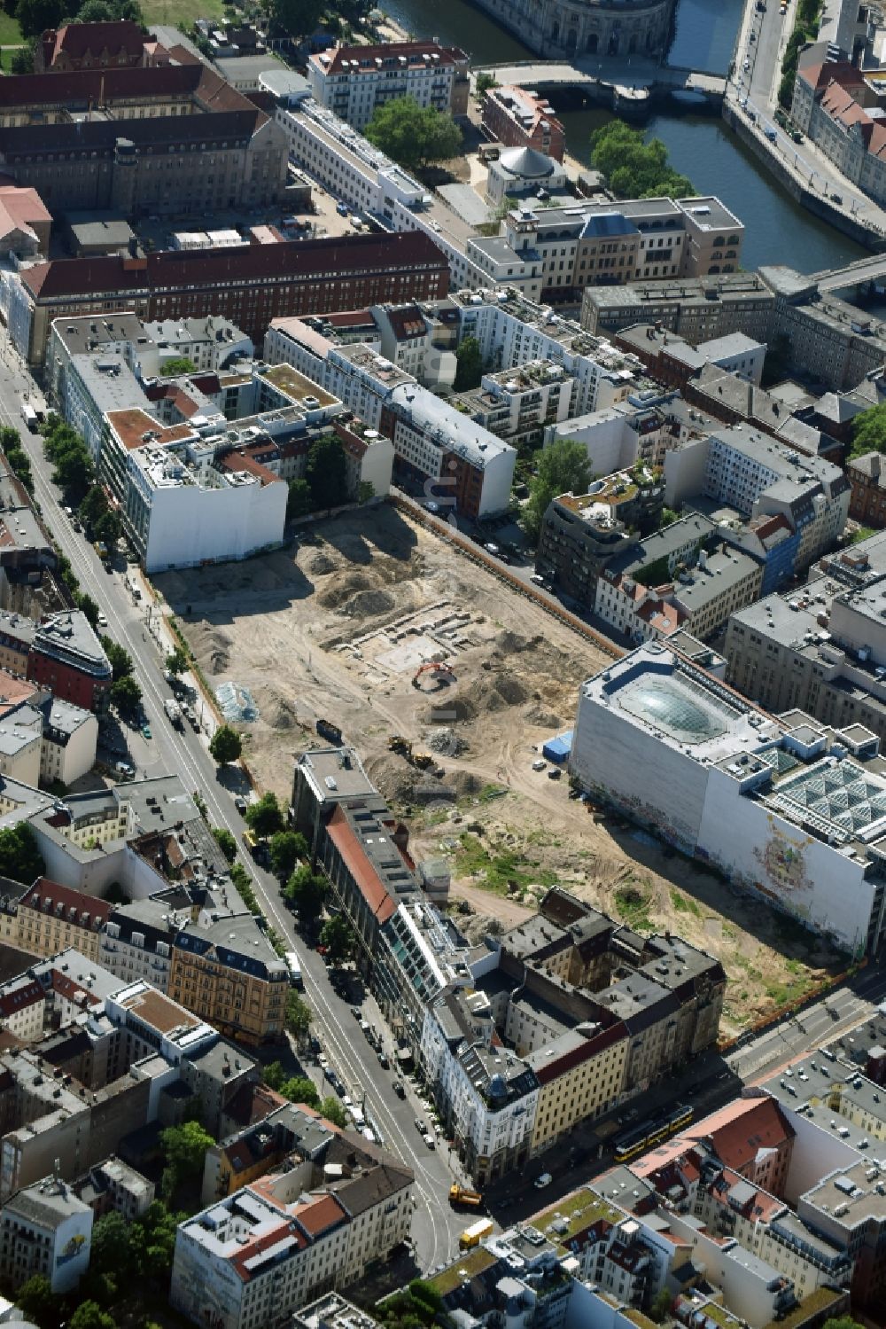 Aerial image Berlin - Construction site for the new building Areal on Tacheles on Oranienburger Strasse in the district Mitte in Berlin, Germany